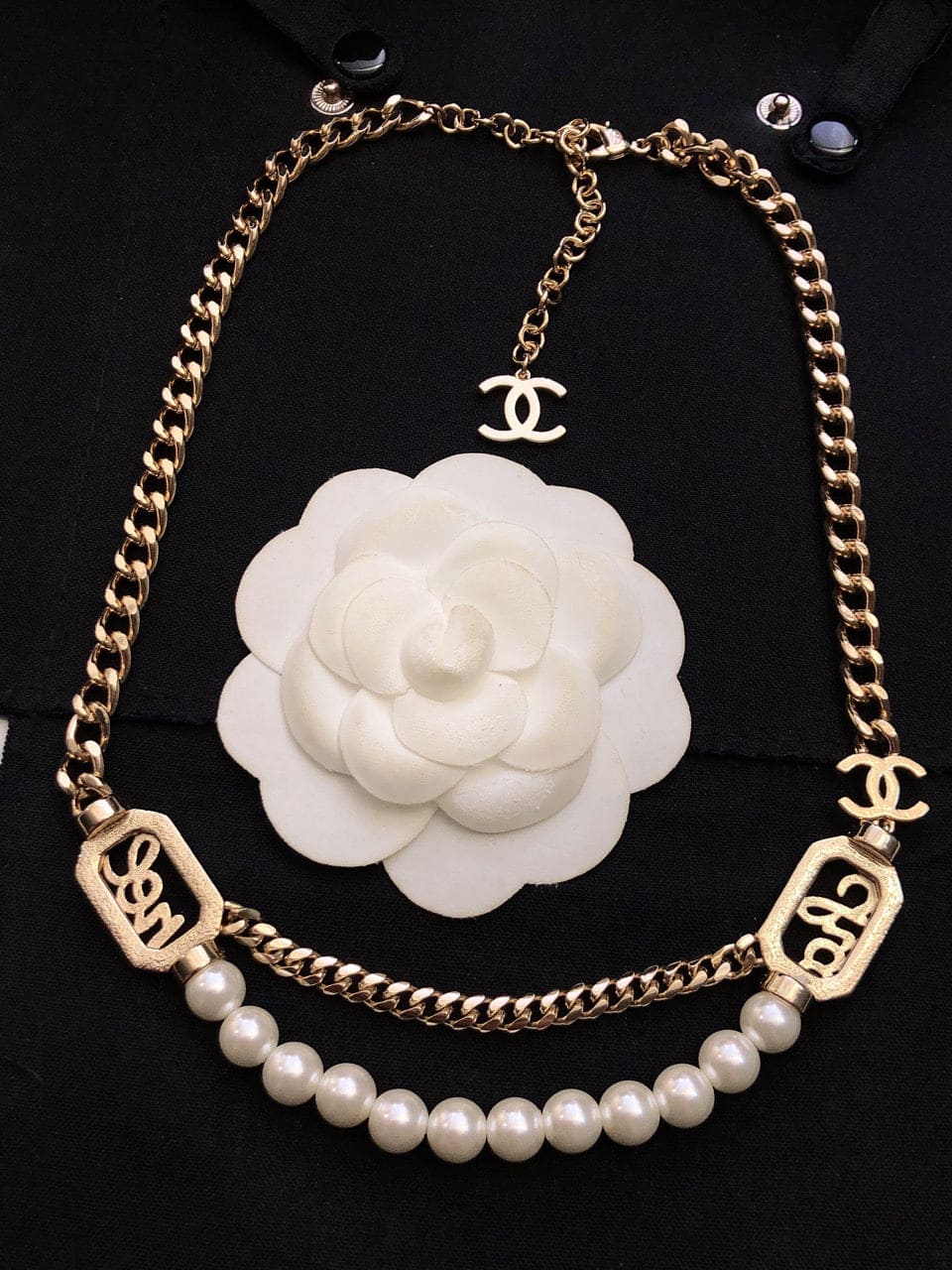 18K  Chanel Diamonds Necklace